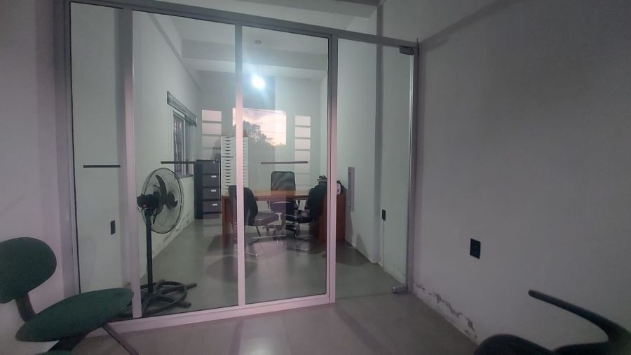 Sala Comercial - Aluguel - Centro - Buti� - RS