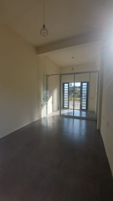 Sala Comercial - Aluguel - Centro - Buti� - RS